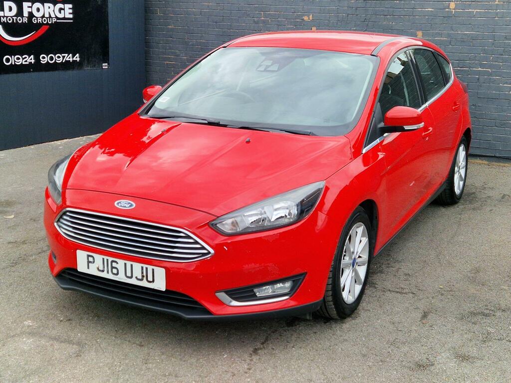 Ford Focus 1.0T Ecoboost Titanium Euro 6 Ss PJ16UJU Red #4