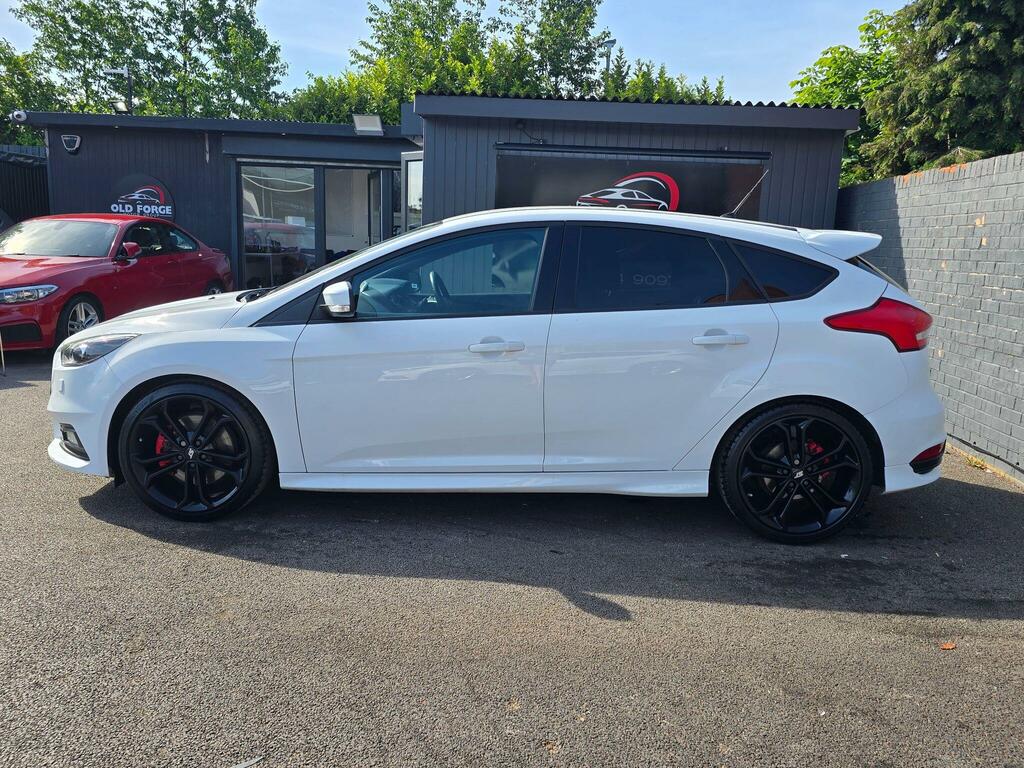 Ford Focus 2.0T Ecoboost St-3 Euro 6 Ss CA16OSK White #5