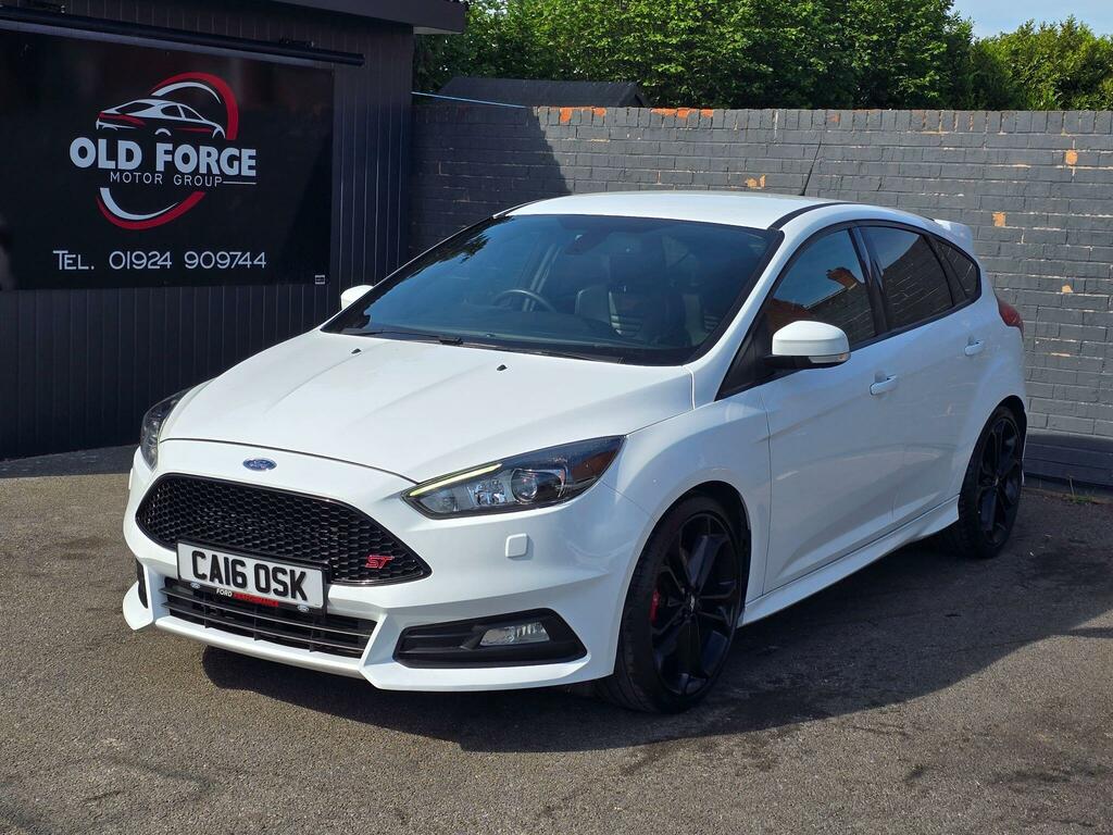 Ford Focus 2.0T Ecoboost St-3 Euro 6 Ss White