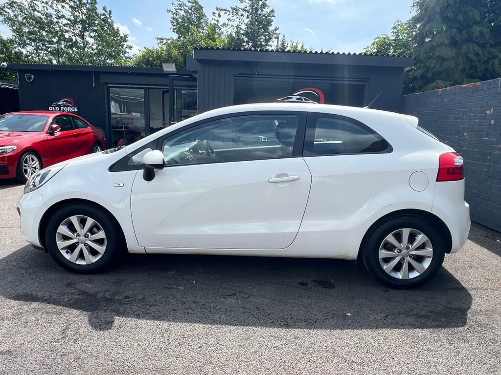 Kia RIO 1.25 Vr7 Euro 5 YF64ZWL White #5