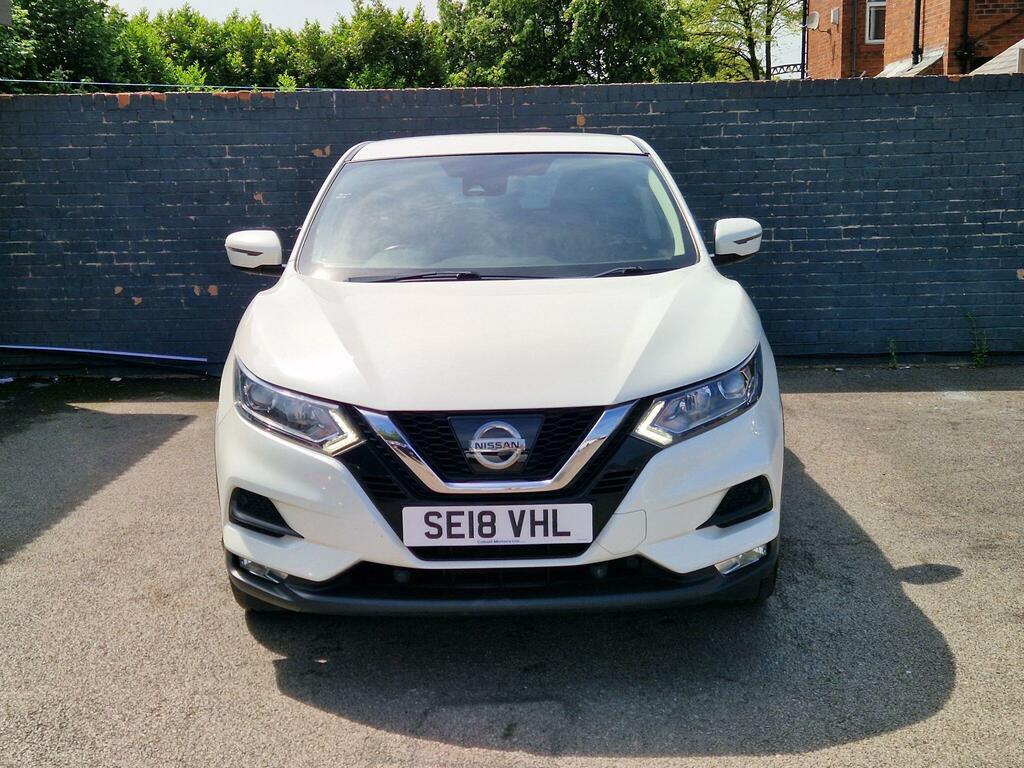 Nissan Qashqai 1.2 Dig-t Acenta Euro 6 Ss SE18VHL White #3