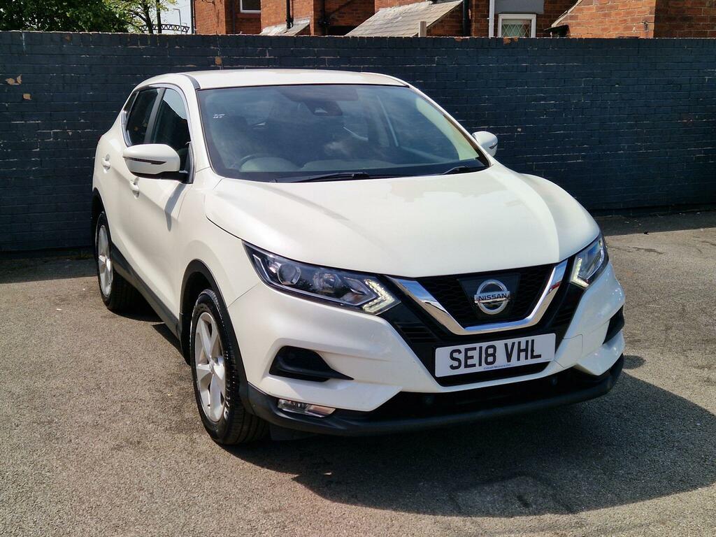 Nissan Qashqai 1.2 Dig-t Acenta Euro 6 Ss SE18VHL White #2