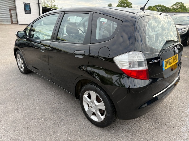 Honda Jazz I-vtec Es OV60WZG Black #5