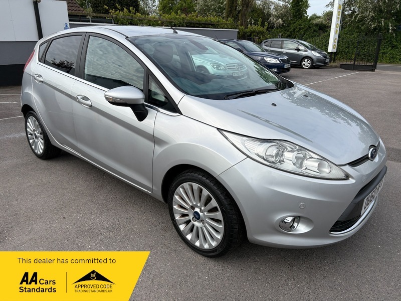 Ford Fiesta Titanium Automatic Silver