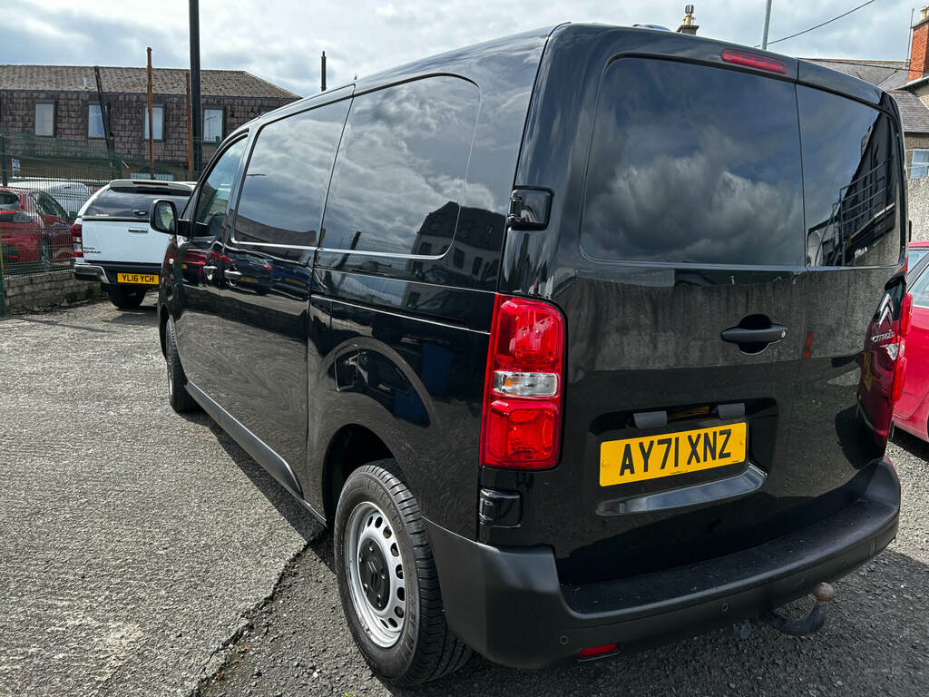 Citroen Dispatch 1400 2.0 Bluehdi 120 Van Enterprise Black #4