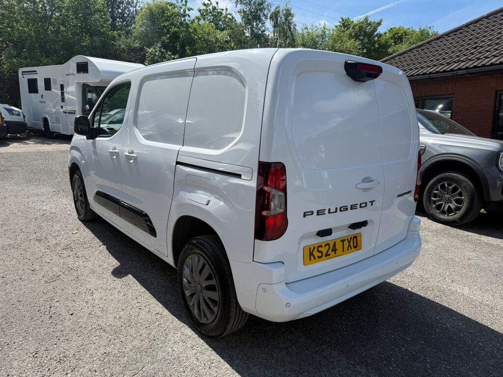 Peugeot Partner Mpv KS24TXO White #4