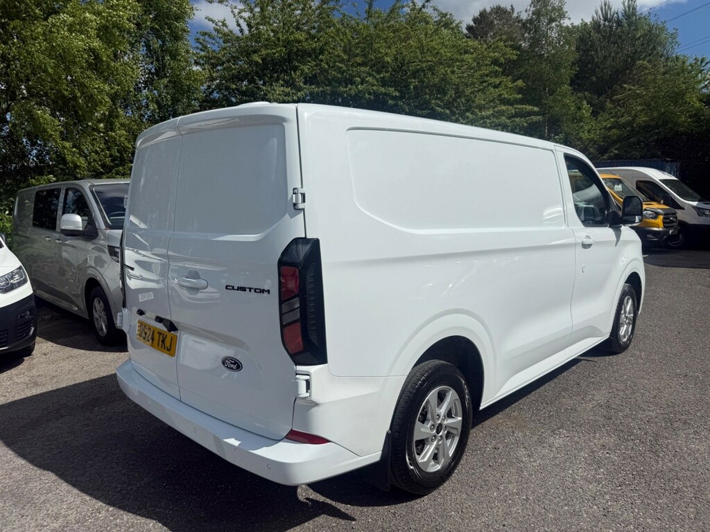 Ford Transit Custom Mpv DS24TKJ White #6