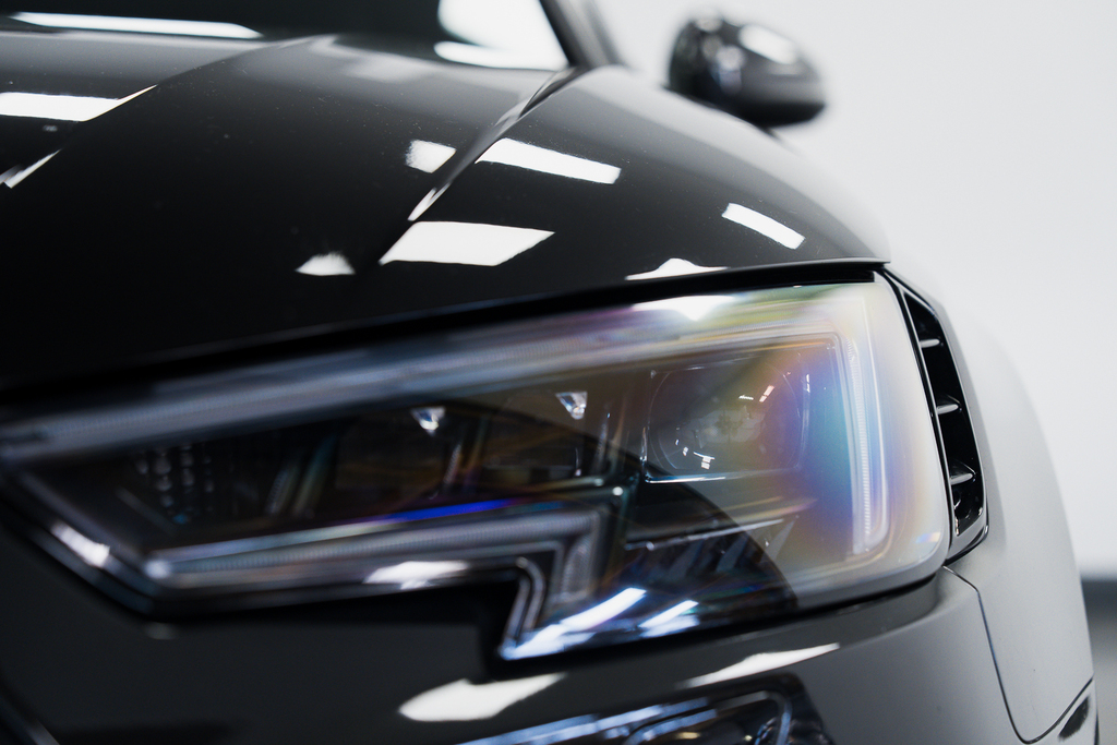 Audi RS4 Avant Petrol EX68FVF Black #6