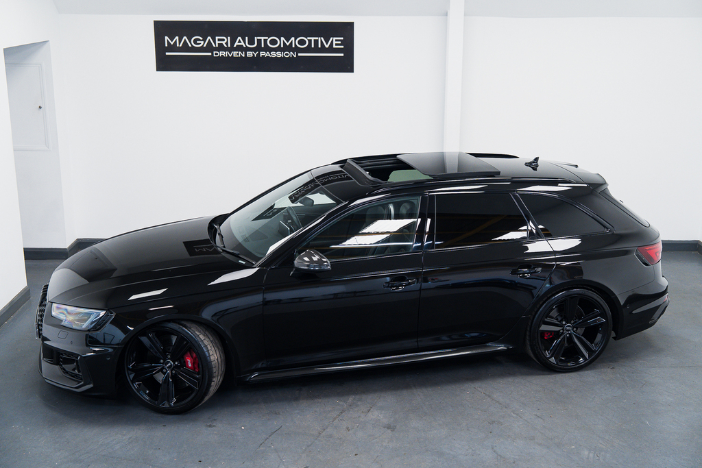 Audi RS4 Avant Petrol EX68FVF Black #5