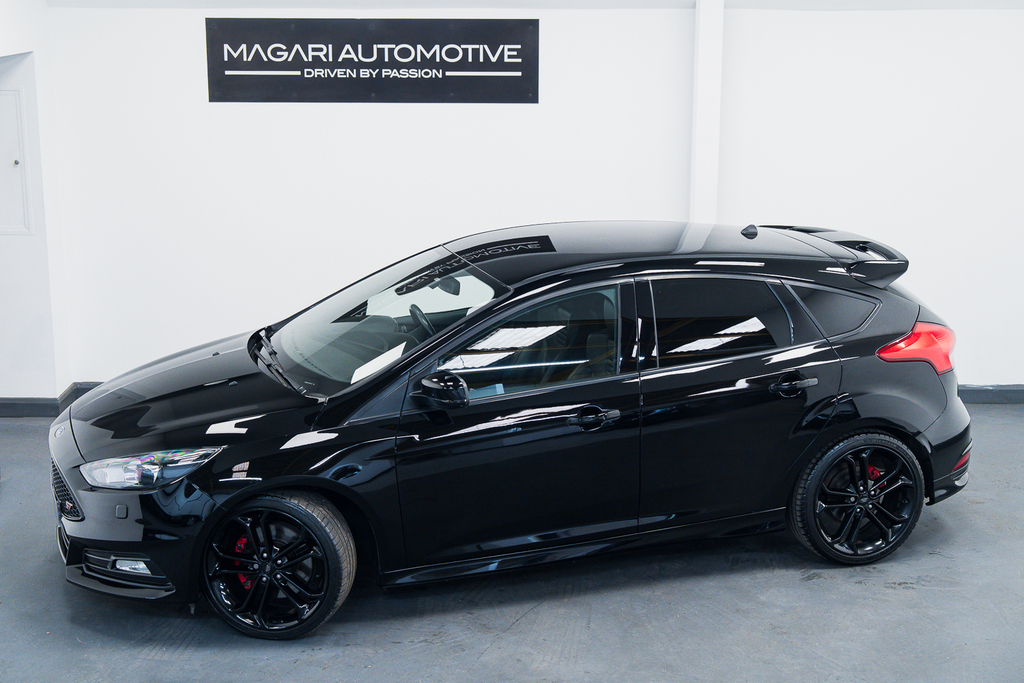 Ford Focus Petrol YR18TXM Black #5