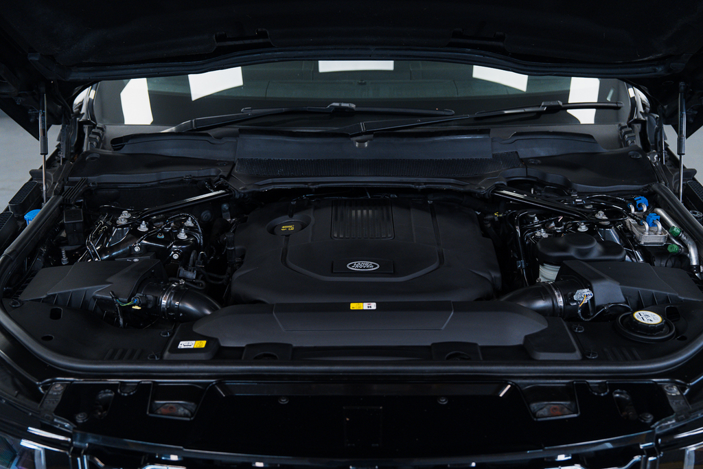 Land Rover Range Rover Sport Diesel OV18LZA Black #3