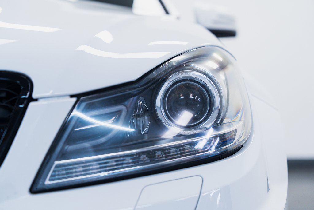 Mercedes-Benz C Class Petrol NV62OMX White #6