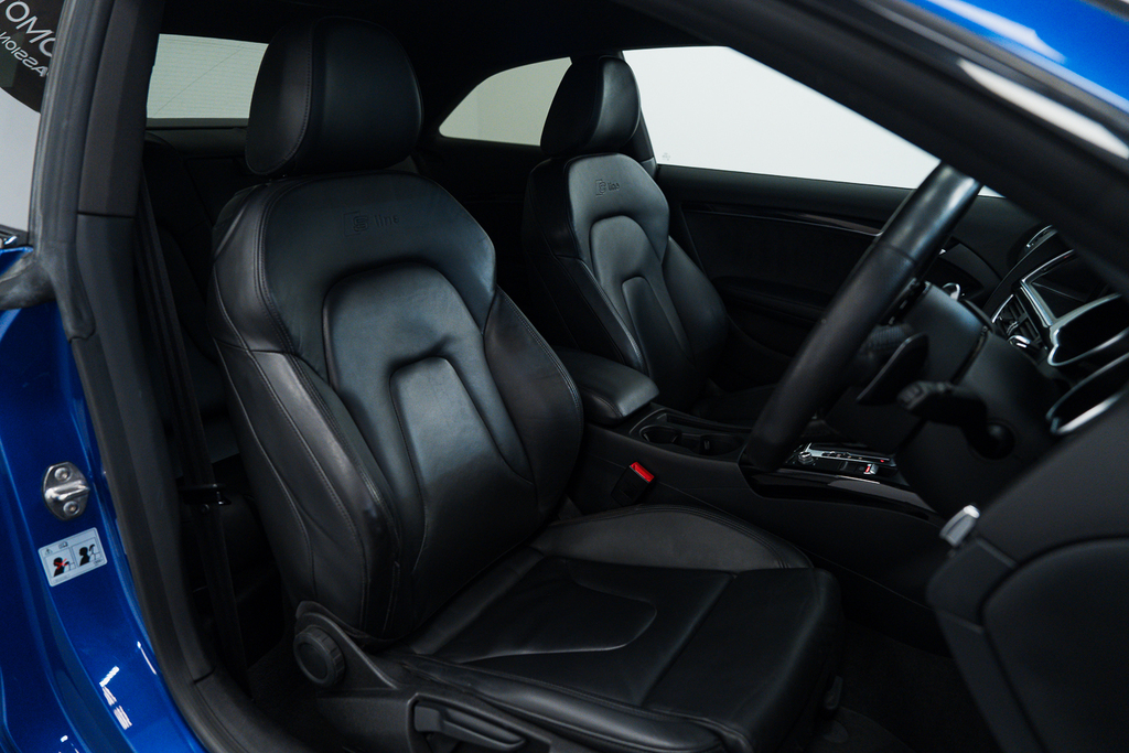 Audi A5 Petrol Blue