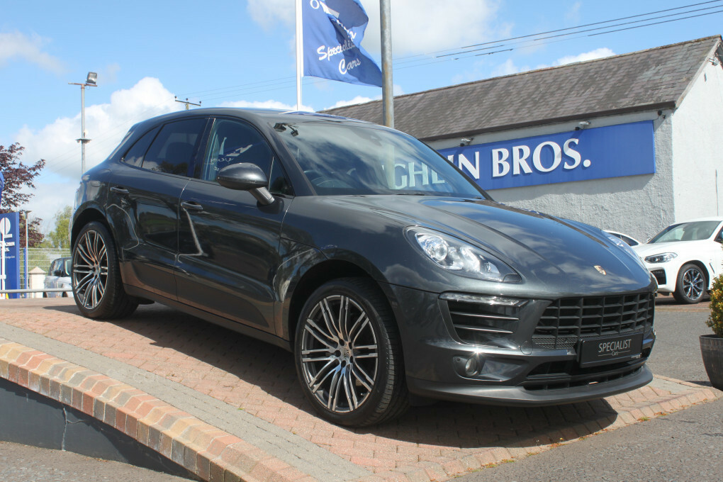 Porsche Macan S D HN17UED #2