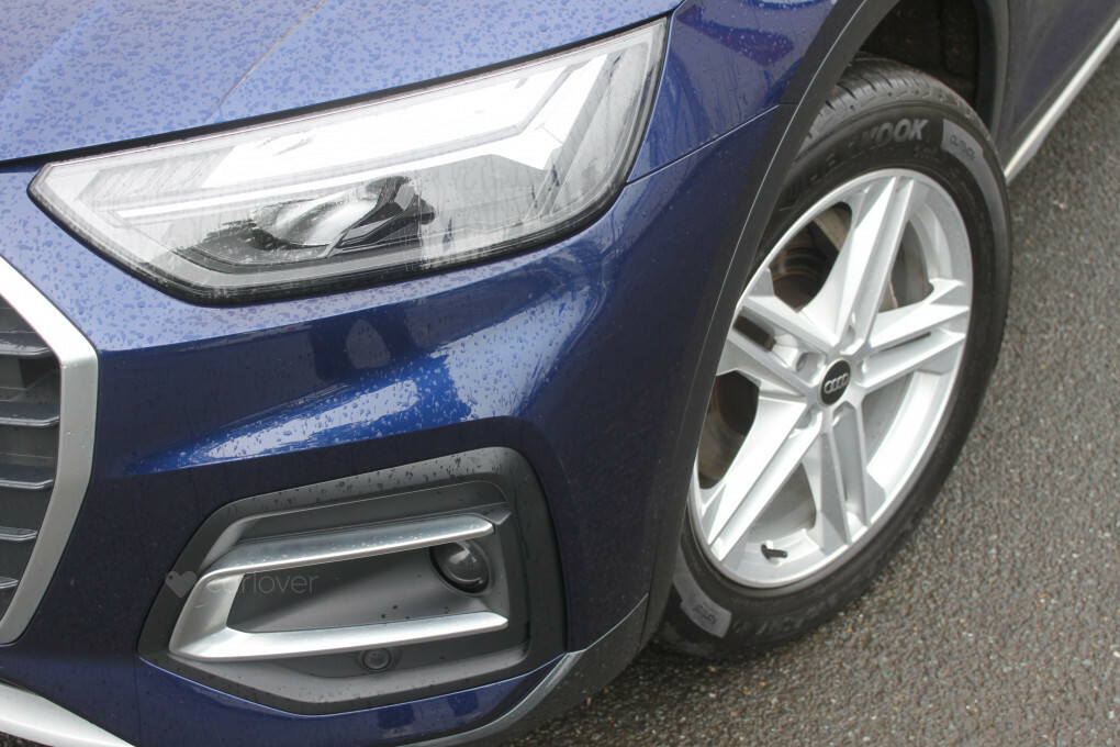 Audi Q5 Sport 40 Tdi Mhev Quattro SR21VFJ Blue #2