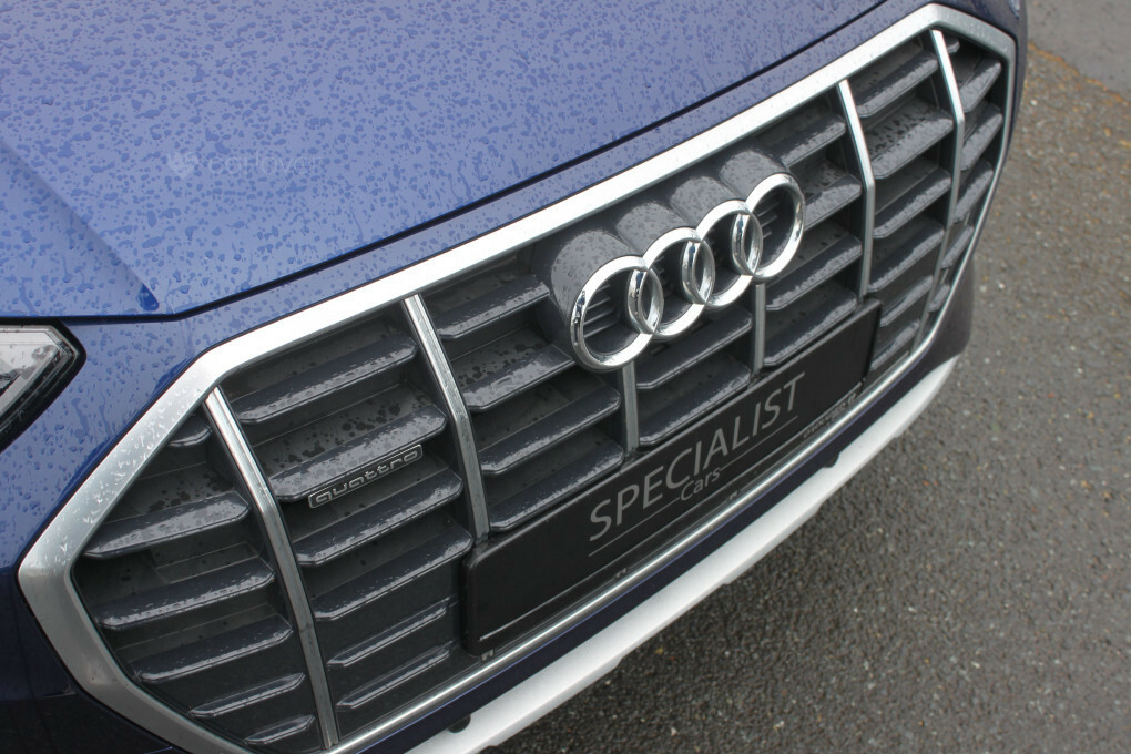 Audi Q5 Sport 40 Tdi Mhev Quattro SR21VFJ Blue #3