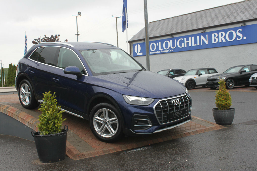 Audi Q5 Sport 40 Tdi Mhev Quattro SR21VFJ Blue #6