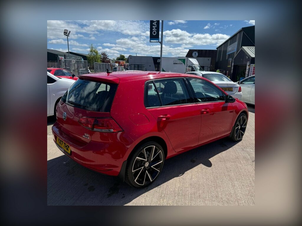 Volkswagen Golf 1.6 Tdi Bluemotion Tech Match Edition Hatchback YX17THZ Red #2