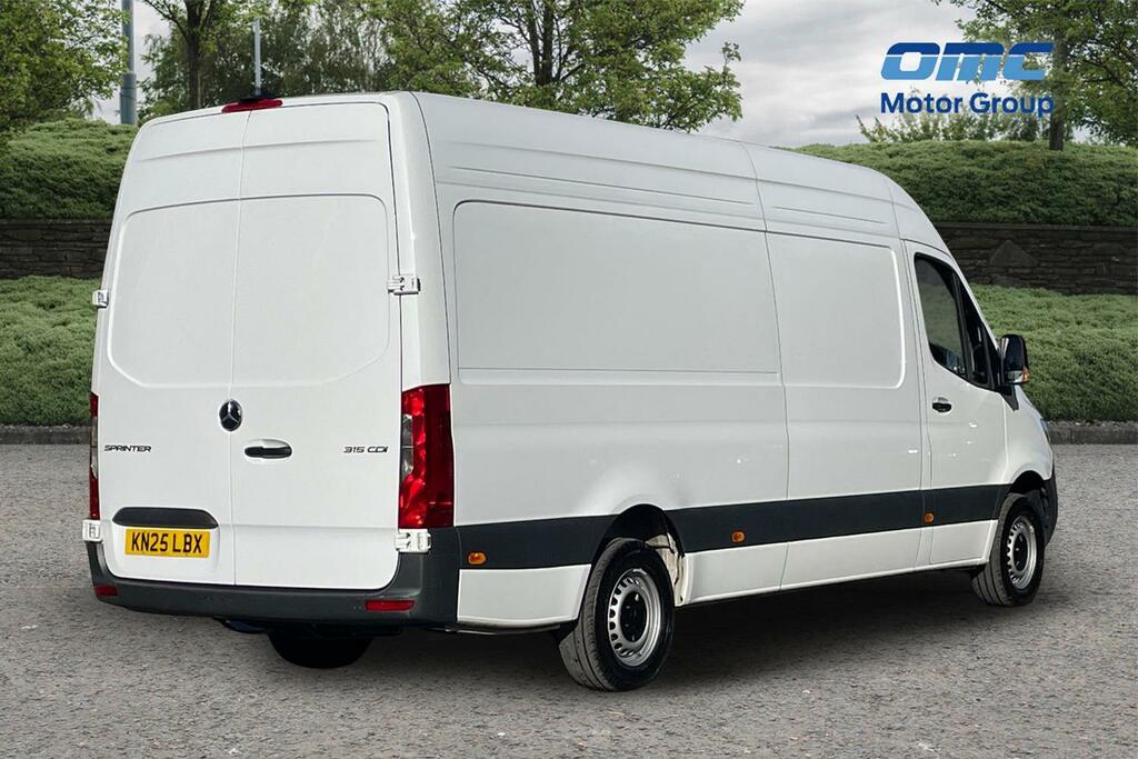 Mercedes-Benz Sprinter 3.5T H2 Pro Van White #4