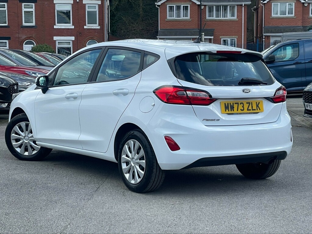Ford Fiesta 1.1 Trend MW73ZLK White #3