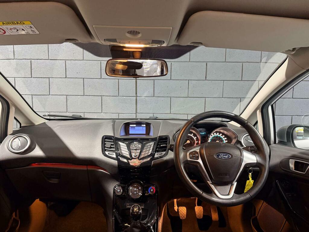 Ford Fiesta 1.25 Zetec Euro 6 NJ16WZU Silver #4