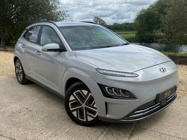 Hyundai Kona 39Kwh Premium Suv 10.5Kw Charge Grey