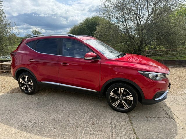 MG ZS 44.5Kwh Exclusive Suv 143 Ps Red #5