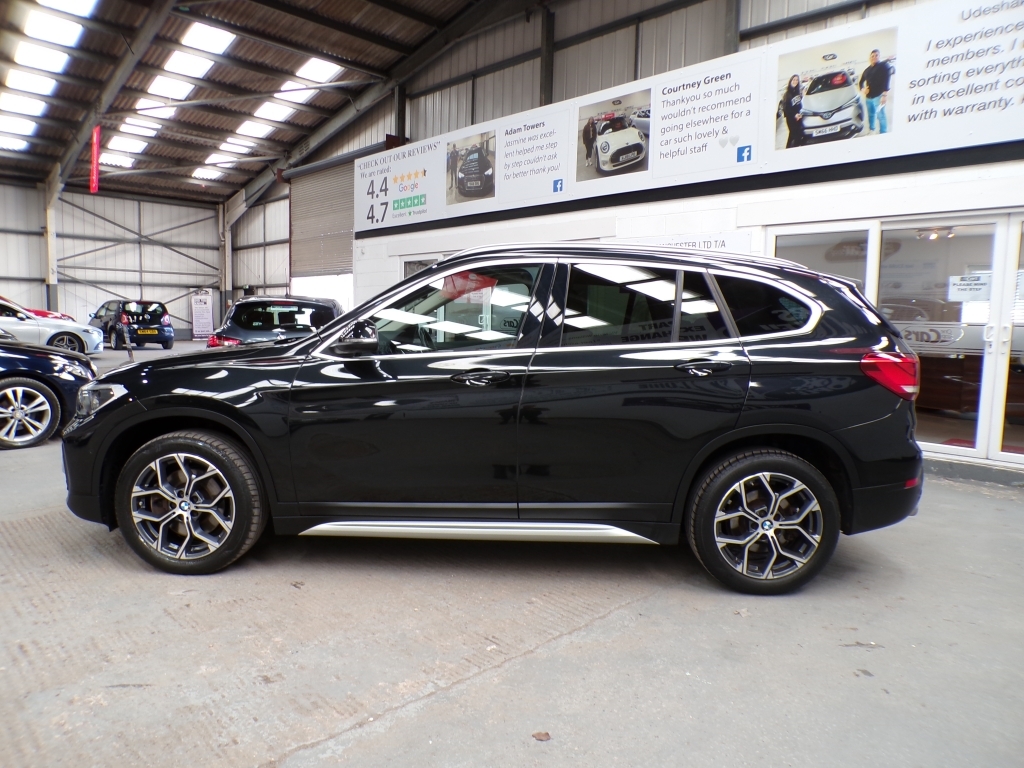 BMW X1 2.0 Sdrive20i Xline SM71OEJ Black #4