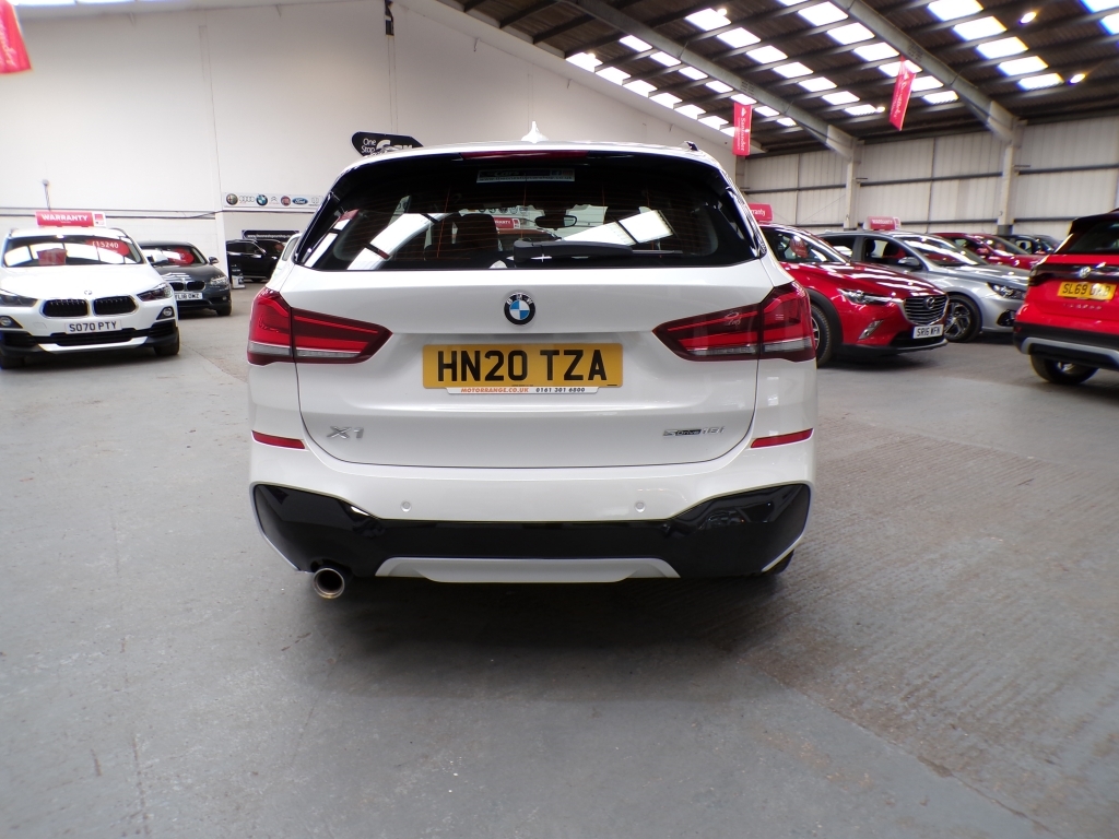 BMW X1 1.5 Sdrive18i M Sport White #6