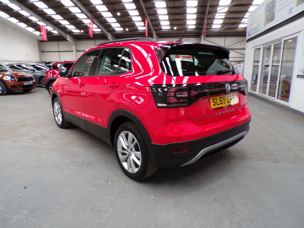 Volkswagen T-Cross 1.0 Se Tsi SL69UAB Red #5