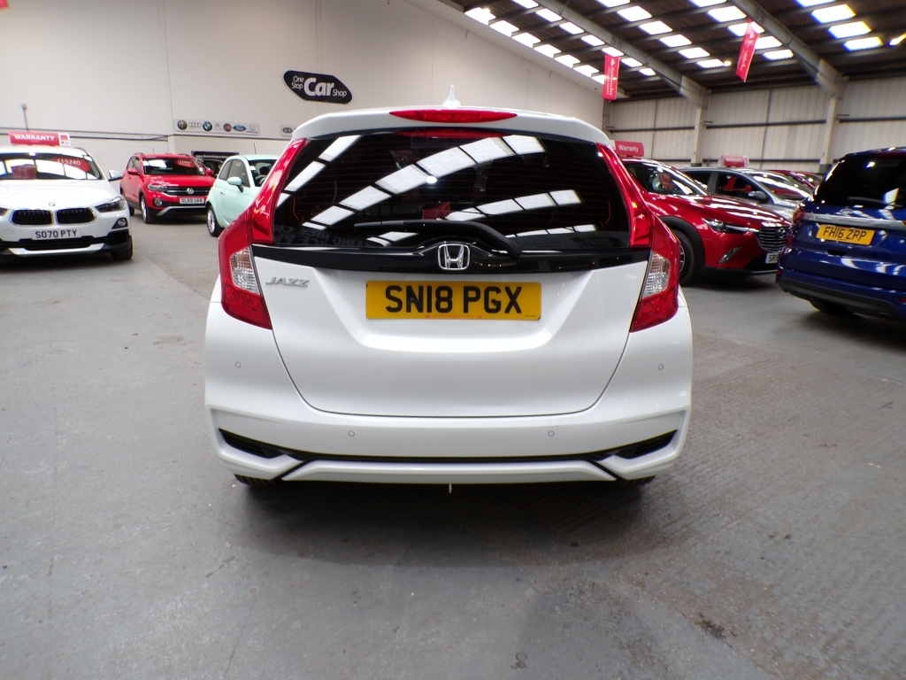 Honda Jazz 1.3 I-vtec Se Navi SN18PGX White #6