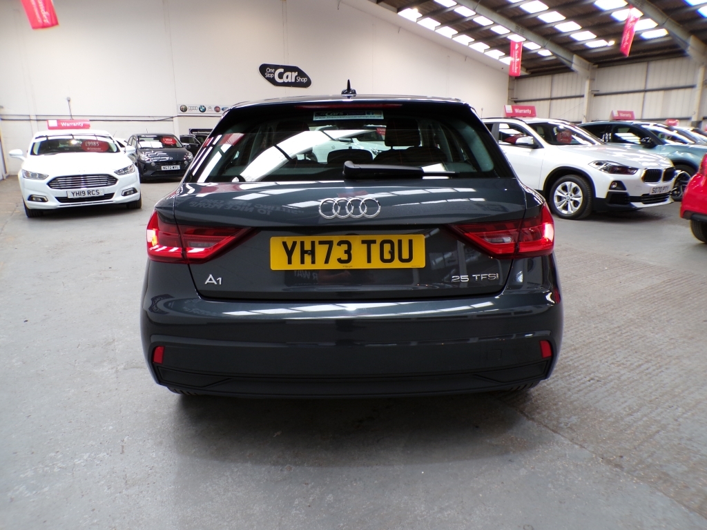 Audi A1 1.0 Sportback Tfsi Technik YH73TOU Grey #5