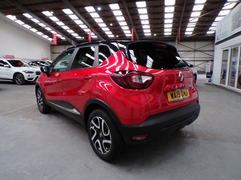 Renault Captur 1.5 Iconic Dci WA19OMJ Black #4