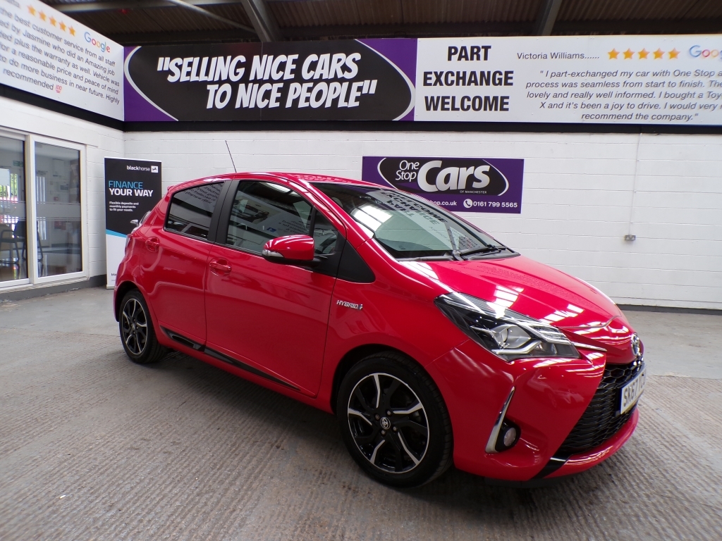 Toyota Yaris 1.5 Vvt-i Design Red