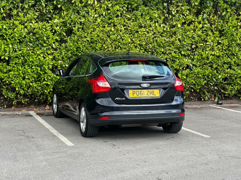 Ford Focus 1.6 Zetec Euro 5 PO61ZHL Black #4
