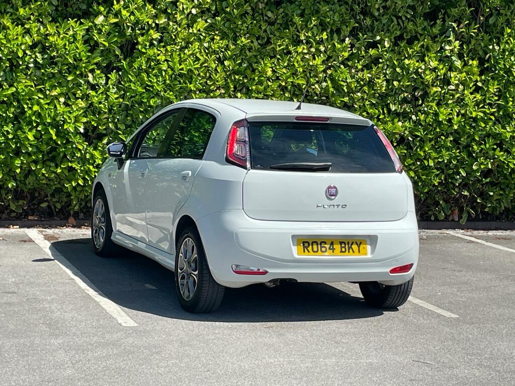 Fiat Punto 1.4 Gbt Euro 6 Ss White #4