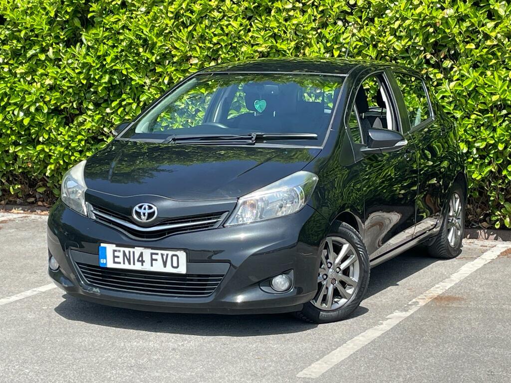 Toyota Yaris 1.4 D-4d Icon Plus Euro 5 Black #3