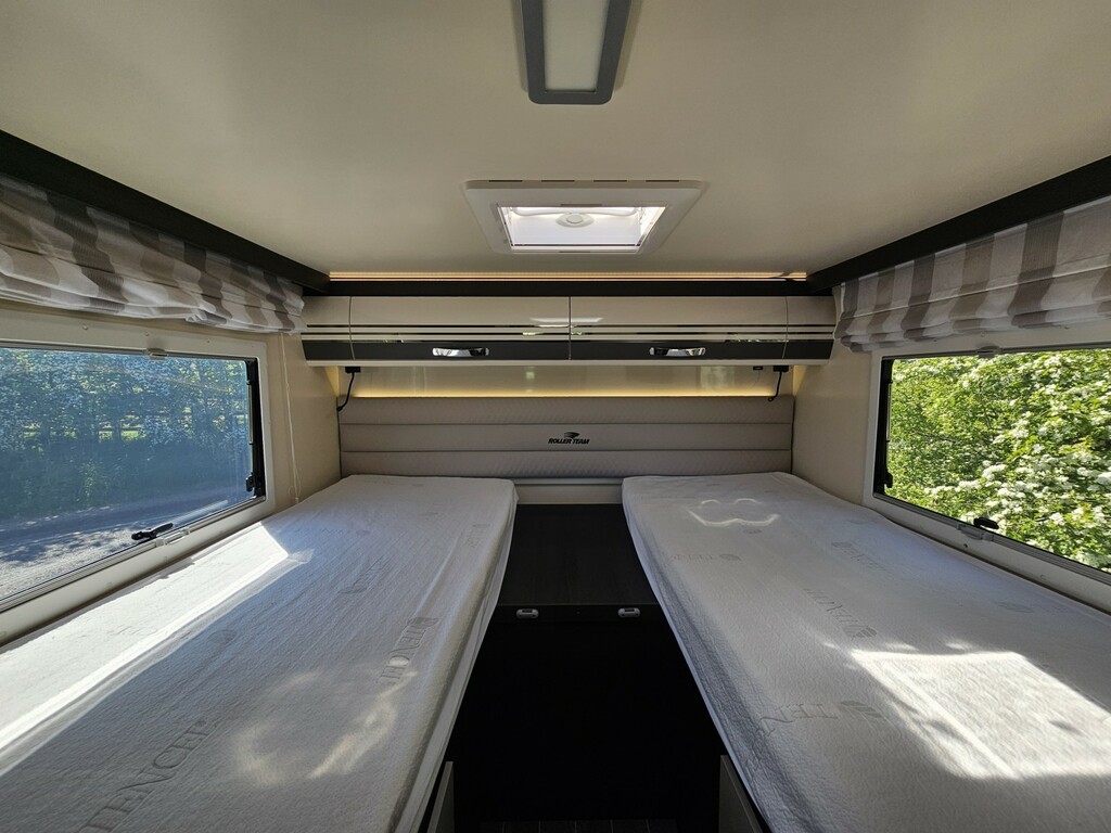 Ford Transit Custom Zefiro 685 White