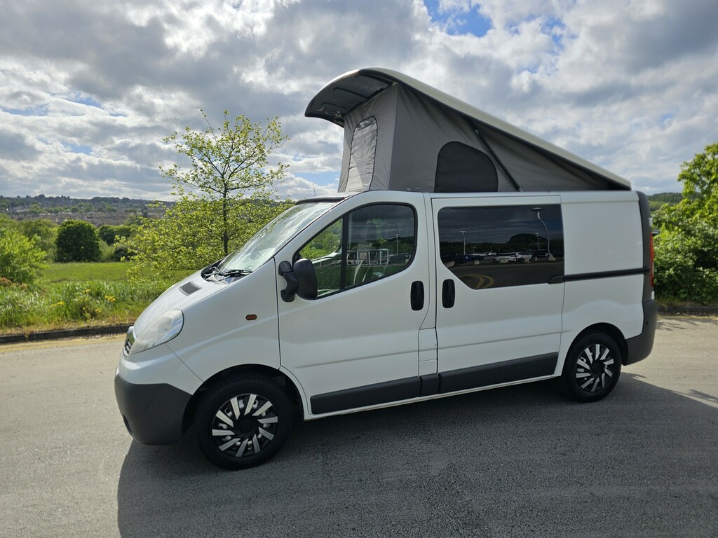 Vauxhall Vivaro 2.0 Cdti Pop Top Campervan White