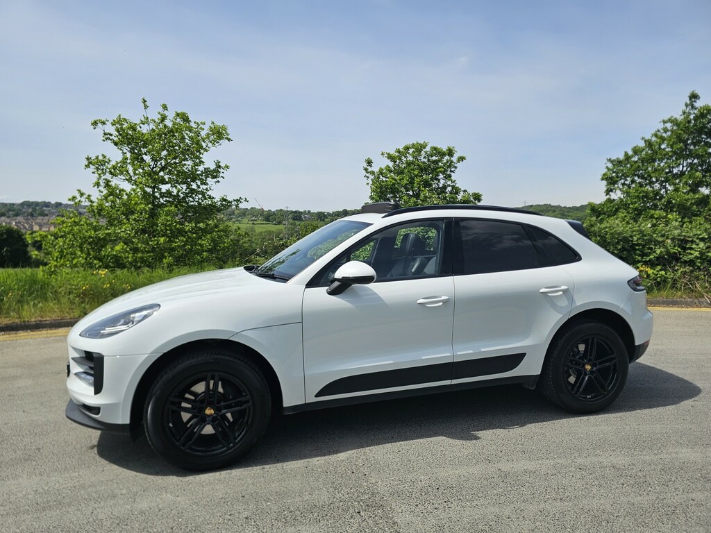 Porsche Macan 2.0 T S White