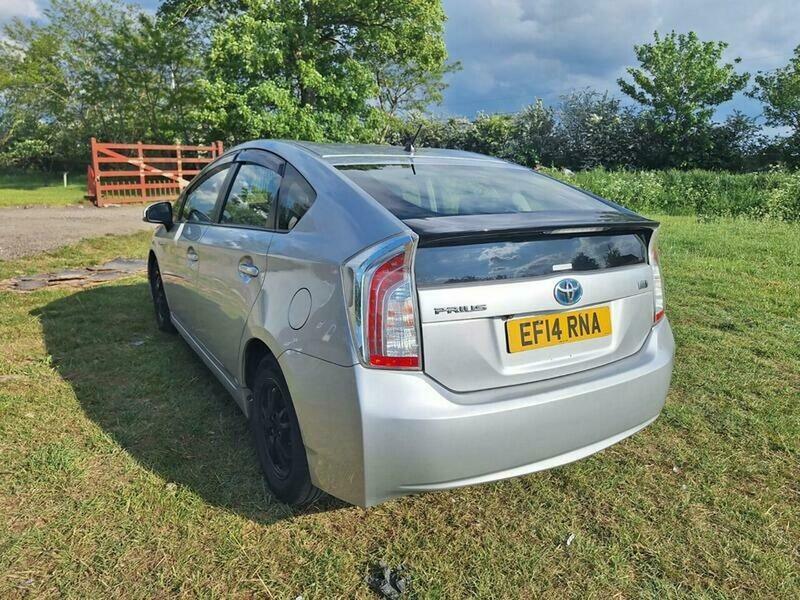 Toyota Prius 1.5 Cvt Silver #5