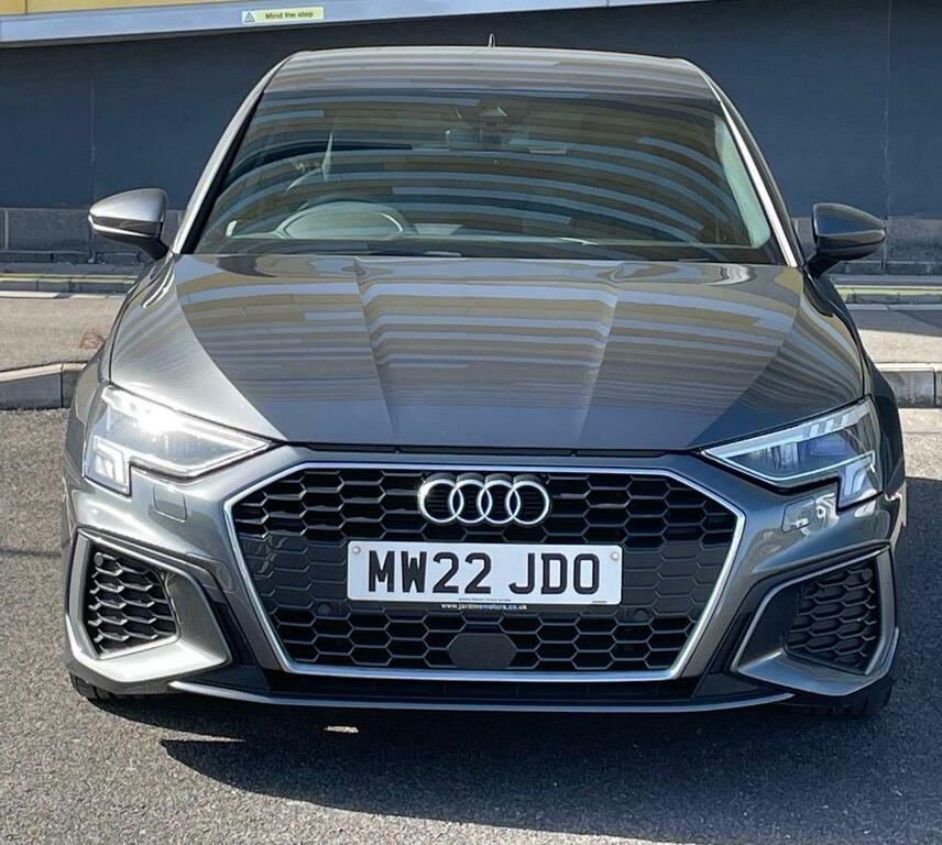 Audi A3 1.5 Tfsi 35 S Line Sportback S Tronic E MW22JDO Grey #4