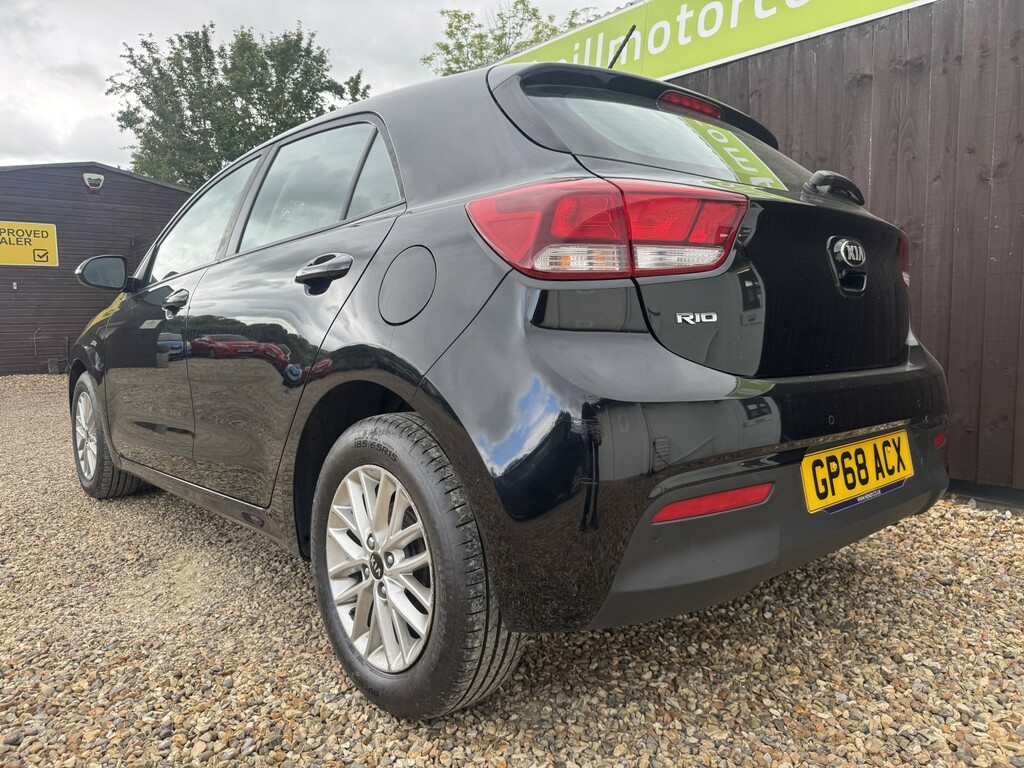Kia RIO Hatchback 1.3 2 2019 GP68ACX Black #4