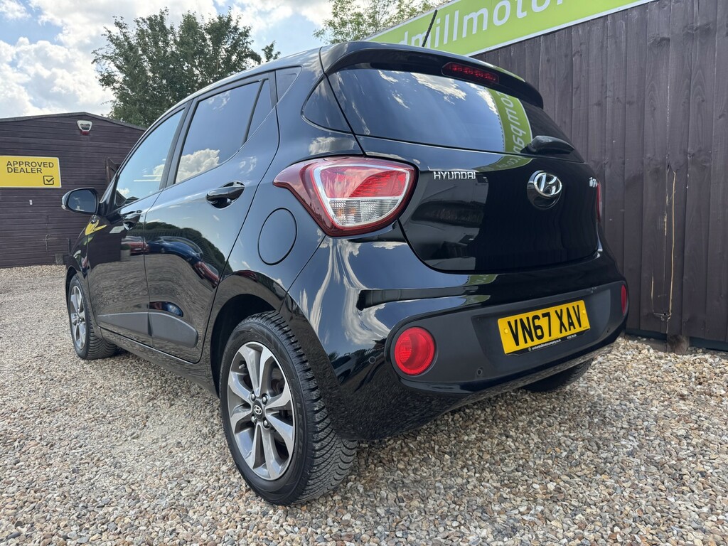 Hyundai I10 Hatchback 1.2 I10 Prem Se 1.2 My17 2017 VN67XAV Black #4