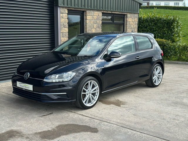 Volkswagen Golf Tsi Bluemotion Tech Se Black