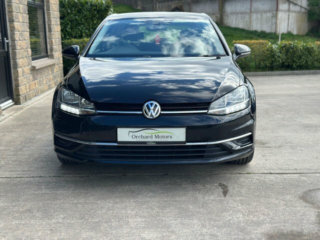 Volkswagen Golf Tsi Bluemotion Tech Se NA17PJO Black #4