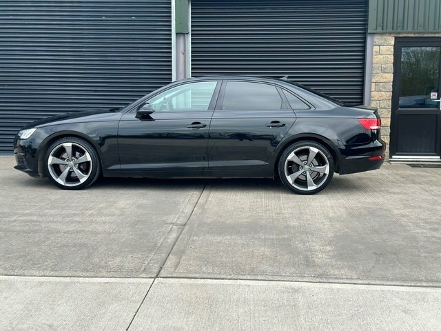 Audi A4 Tfsi S Line Saloon SV18KRE Black #2