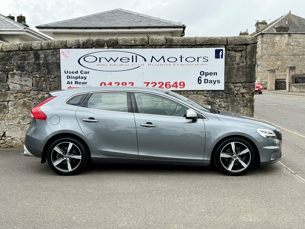 Volvo V40 2L R-design Nav Plus SV68FDO Grey #2