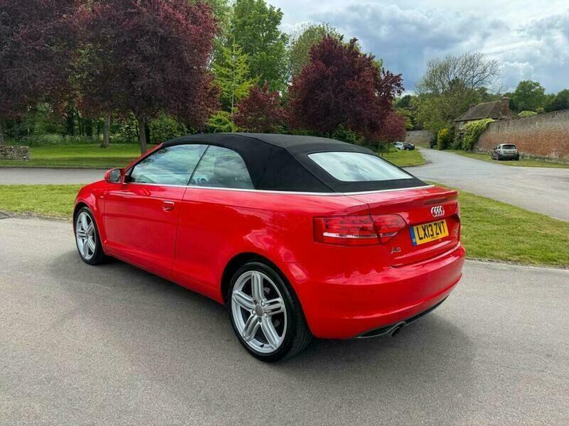Audi A3 Cabriolet 1.6 Tdi S Line Red #4