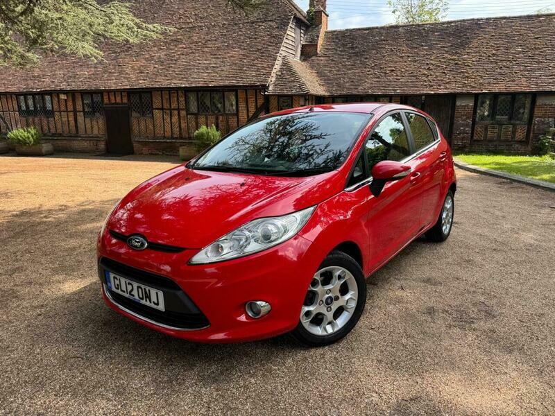 Ford Fiesta 1.25 Zetec Red